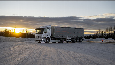 Beitragsbild - Wintertest bei Mercedes-Benz Trucks